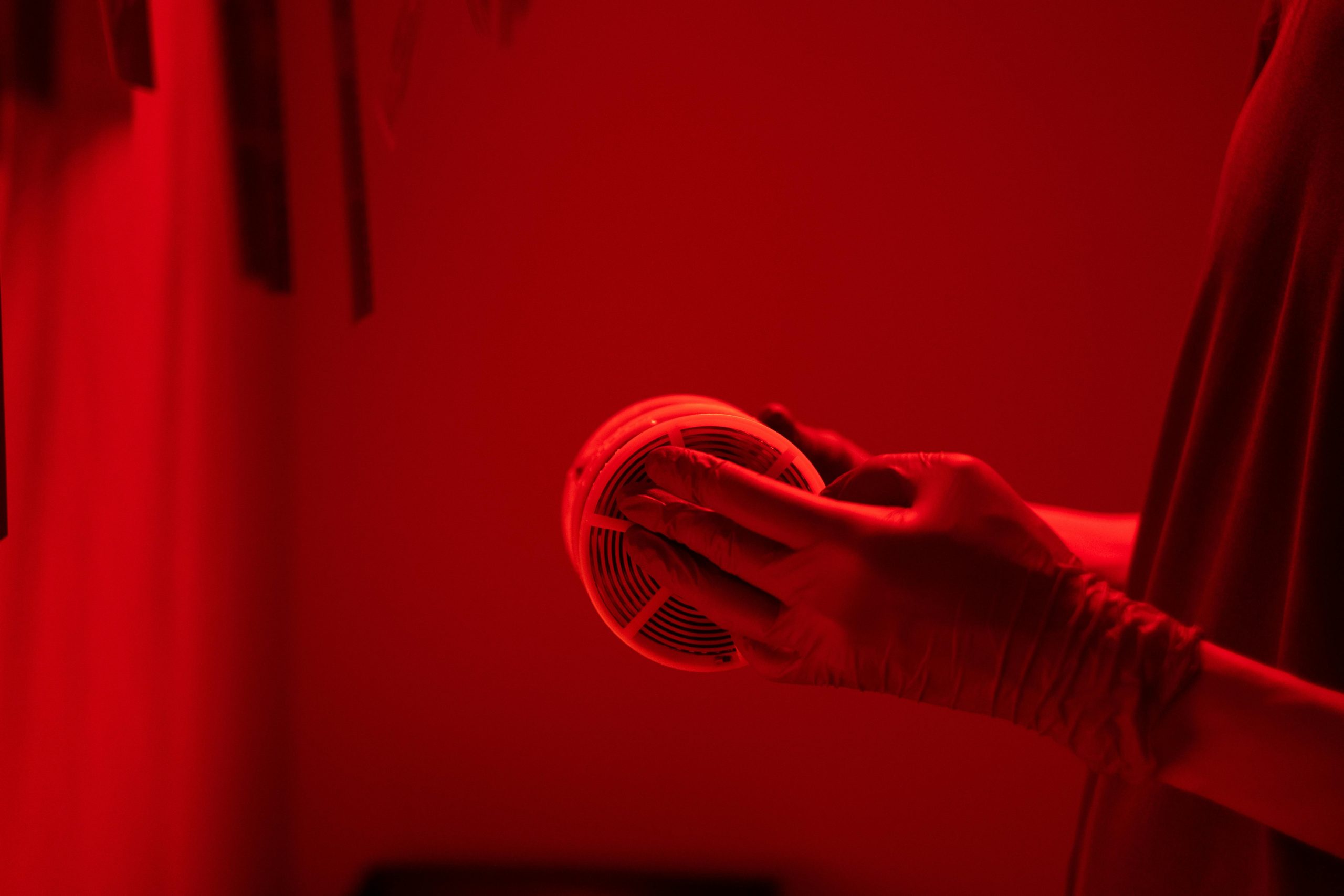 Installation détecteur de fumée mur guide complet