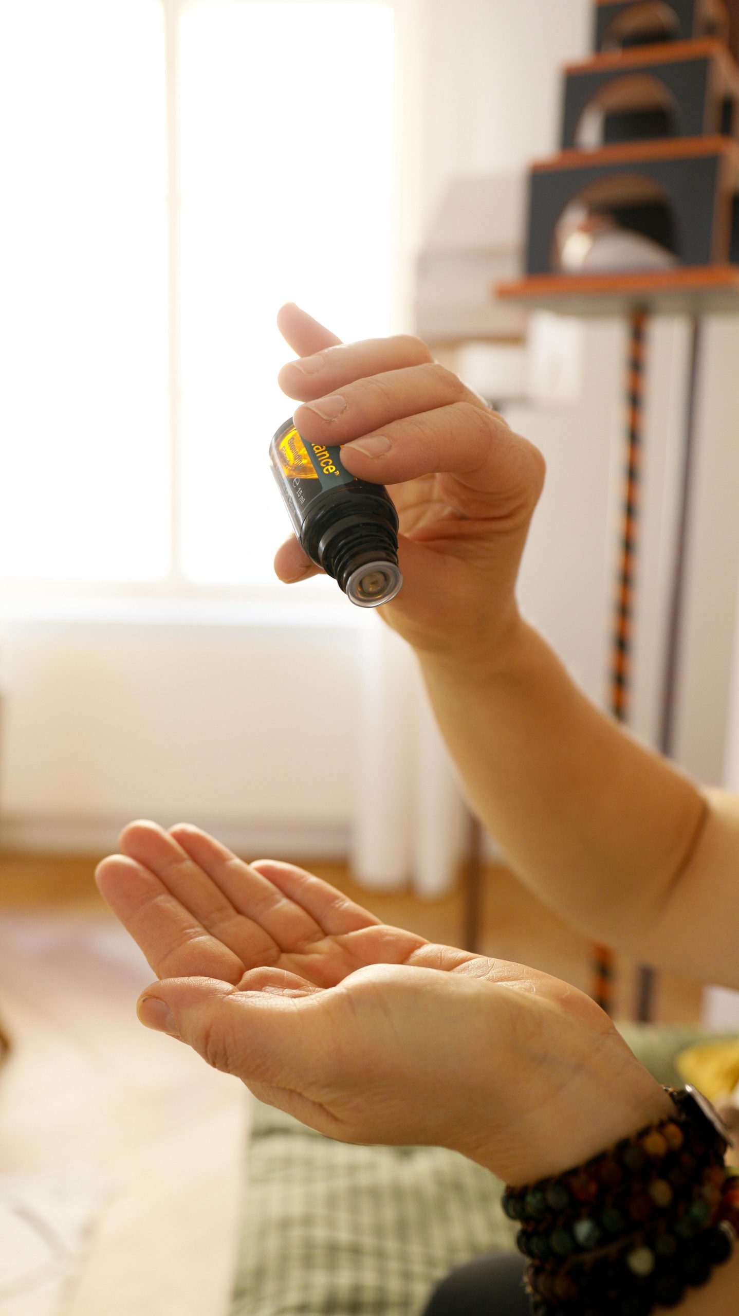 Traitement du lipœdème avec huiles essentielles pour soulagement