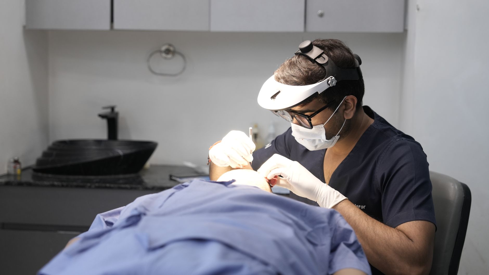 Consultation dermatologique pour le suivi d'une cicatrice